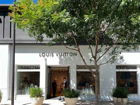 louis vuitton store in walnut creek|louis vuitton walnut creek robbery.